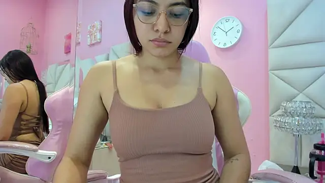 Snapshot of luna_hix chatting on 07/03/26, 12:11 luna hix online show from 07/03/26, 12:11
