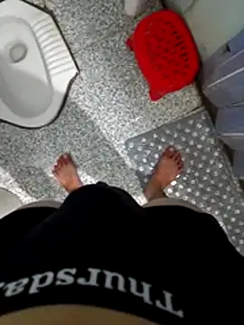 thichgaidambu online show from 04/19/26, 03:55