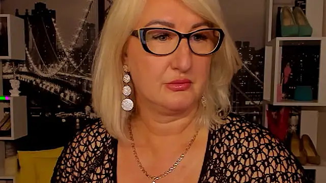 DianaFrances online show from 05/31/26, 06:09