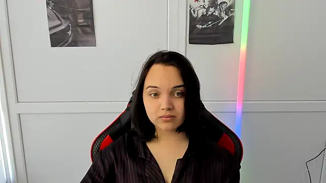 Caroline cutte online show from 05/23/26, 06:51