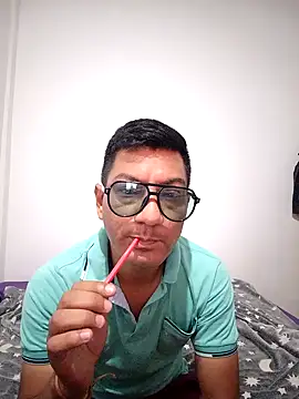 Piruchin2006 online show from 04/10/26, 08:41