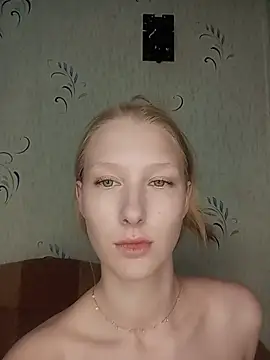Snapshot of Tanya_Savel chatting on 05/19/26, 05:58 Tanya Savel online show from 05/19/26, 05:58