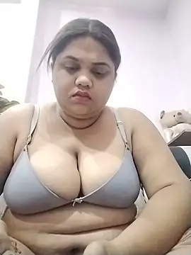 hotsilk21 online show from 06/08/26, 02:12