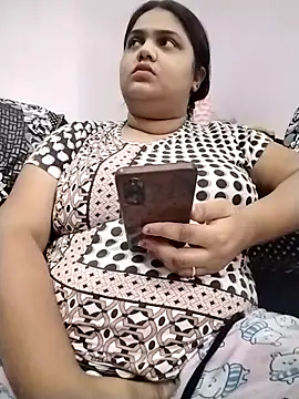 hotsilk21 online show from 06/15/26, 08:05