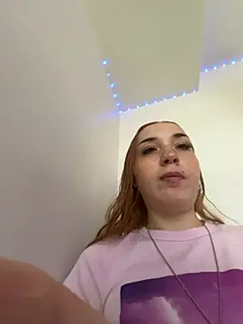 Snapshot of Sapphirelustxo chatting on 06/20/26, 02:53 Sapphirelustxo online show from 06/20/26, 02:53