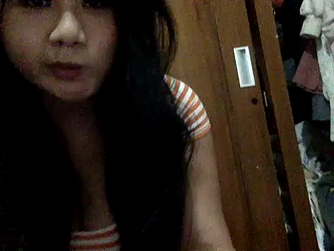 vixenrae online show from 04/12/26, 02:55