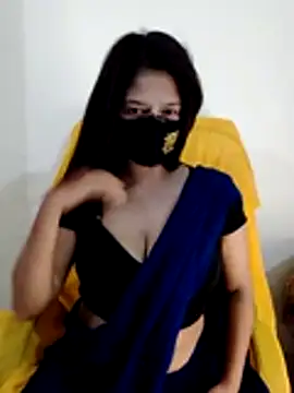 Snapshot of black-woman chatting on 06/23/26, 07:12 black-woman online show from 06/23/26, 07:12