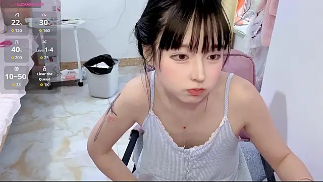 Snapshot of Kaixin-baobao chatting on 05/28/26, 10:56 Kaixin-baobao online show from 05/28/26, 10:56