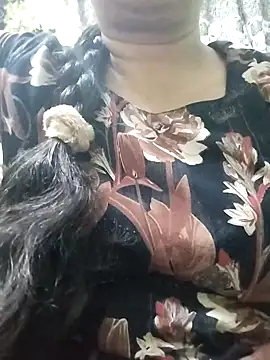 Snapshot of Monika_telugu_queen chatting on 04/15/26, 09:04 Monika telugu queen online show from 04/15/26, 09:04