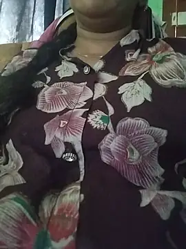 Snapshot of Monika_telugu_queen chatting on 06/17/26, 07:22 Monika telugu queen online show from 06/17/26, 07:22