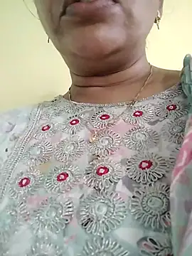 Snapshot of Monika_telugu_queen chatting on 07/02/26, 08:20 Monika telugu queen online show from 07/02/26, 08:20