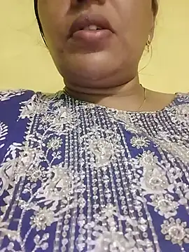Snapshot of Monika_telugu_queen chatting on 07/07/26, 01:48 Monika telugu queen online show from 07/07/26, 01:48