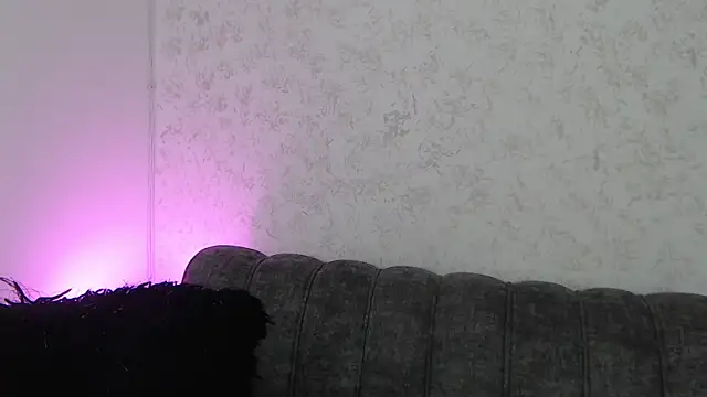 LunaMyers online show from 05/06/26, 05:40