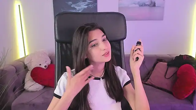 JasminAvily online show from 05/30/26, 04:15