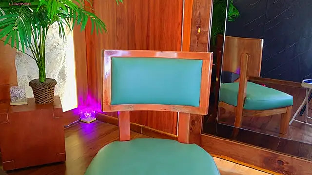 Miaa cooper online show from 04/13/26, 04:01