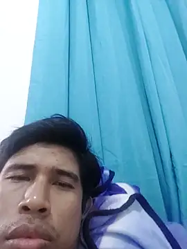 ChinoR3095 online show from 04/24/26, 05:32