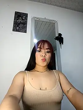 Snapshot of Maddy_sm chatting on 04/16/26, 03:18 Maddy sm online show from 04/16/26, 03:18