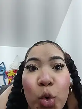 Snapshot of Maddy_sm chatting on 07/30/26, 01:59 Maddy sm online show from 07/30/26, 01:59