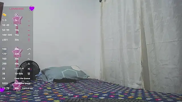 Snapshot of Penelope_bond chatting on 05/20/26, 01:34 Penelope bond online show from 05/20/26, 01:34
