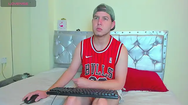 matthew gill online show from 05/08/26, 11:37