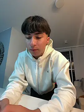 martinbakeer online show from 04/13/26, 11:32