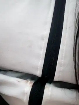 Siya mic online show from 04/15/26, 08:10