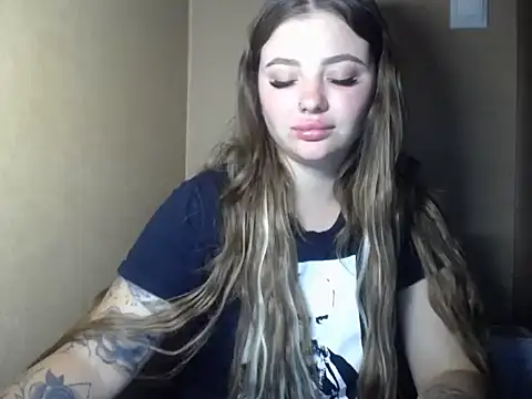 Snapshot of Lola77__ chatting on 07/03/26, 09:10 Lola77 online show from 07/03/26, 09:10