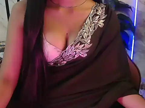 Snapshot of shreya___ chatting on 05/13/26, 06:22 shreya online show from 05/13/26, 06:22