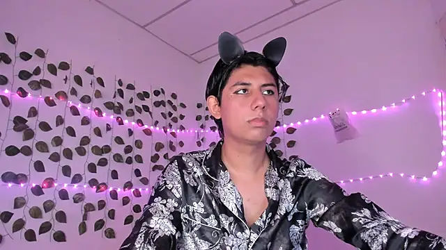 Ericahot3 online show from 04/11/26, 03:49