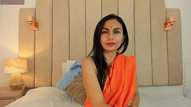 shaliny  online show from 06/11/26, 07:56