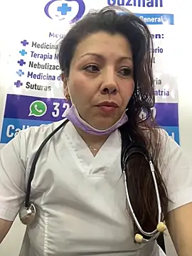 Snapshot of SARA_21- chatting on 04/28/26, 01:05 SARA 21- online show from 04/28/26, 01:05