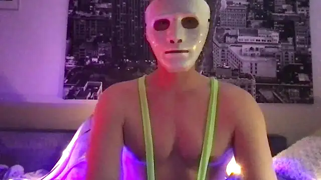 Snapshot of lucky_alfie_hng chatting on 04/12/26, 06:46 lucky alfie hng online show from 04/12/26, 06:46