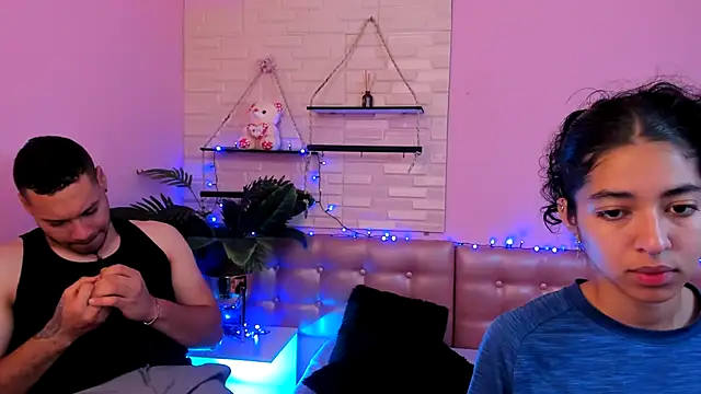 Aronandmoli69 online show from 05/02/26, 12:10