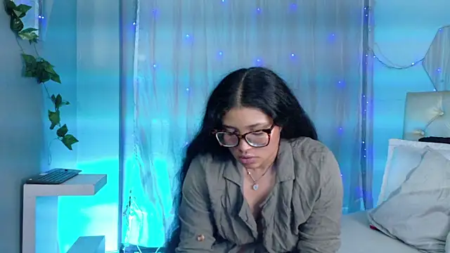 Silvana lorc online show from 05/14/26, 07:20