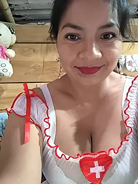 Snapshot of Tamaraxxx_hot chatting on 06/21/26, 12:02 Tamaraxxx hot online show from 06/21/26, 12:02