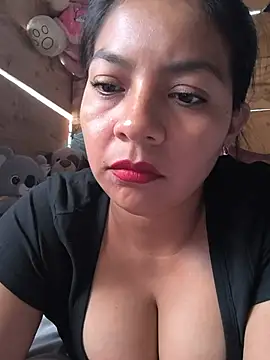 Snapshot of Tamaraxxx_hot chatting on 06/26/26, 10:14 Tamaraxxx hot online show from 06/26/26, 10:14