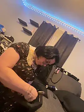 AmalaHexx online show from 04/14/26, 12:16