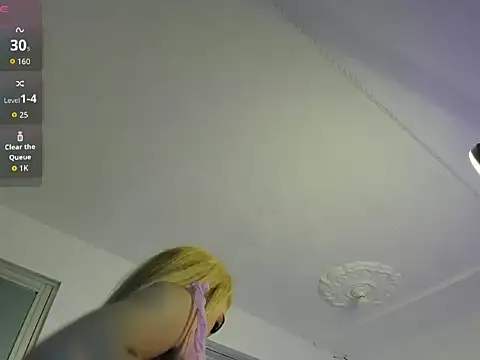 Snapshot of Dulce_violetta_ chatting on 06/01/26, 07:26 Dulce violetta online show from 06/01/26, 07:26