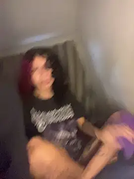 nanaislonely online show from 04/17/26, 09:29