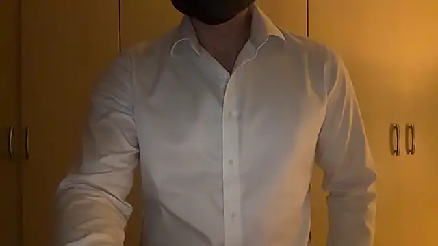 EastHunter online show from 04/14/26, 01:39