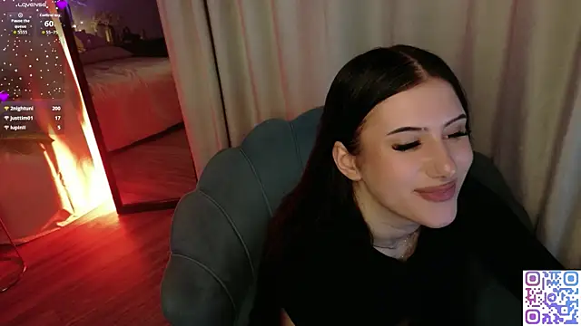 Snapshot of HazelHayesss chatting on 04/18/26, 07:58 HazelHayesss online show from 04/18/26, 07:58