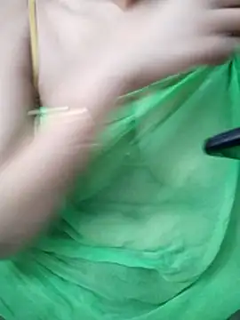 Snapshot of Pakhi_vabisexy chatting on 07/19/26, 09:46 Pakhi vabisexy online show from 07/19/26, 09:46