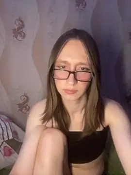 yullinka online show from 04/16/26, 09:39