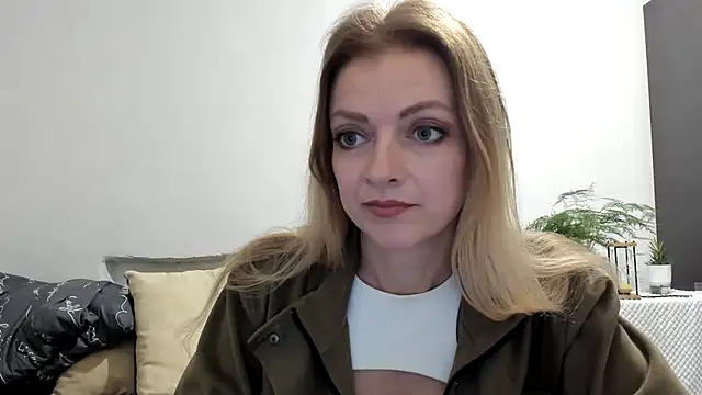 Snapshot of Severina7 chatting on 04/29/26, 05:30 Severina7 online show from 04/29/26, 05:30