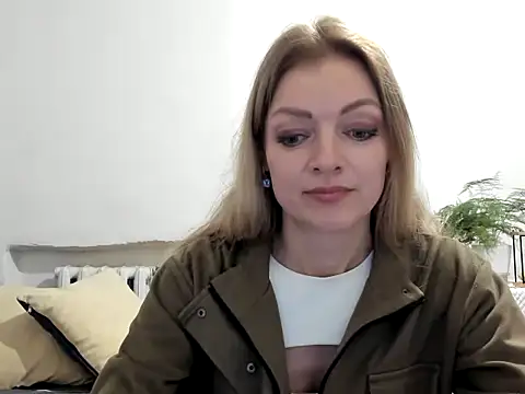 Snapshot of Severina7 chatting on 04/30/26, 05:08 Severina7 online show from 04/30/26, 05:08