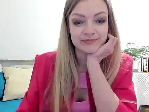 Snapshot of Severina7 chatting on 05/10/26, 07:08 Severina7 online show from 05/10/26, 07:08