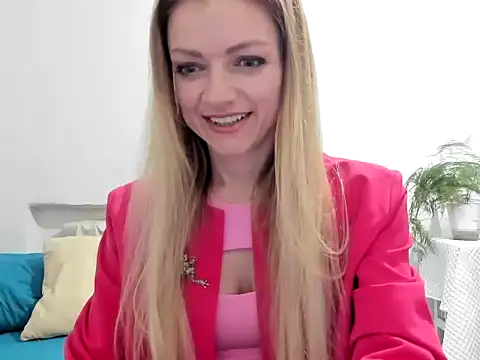 Snapshot of Severina7 chatting on 05/13/26, 08:49 Severina7 online show from 05/13/26, 08:49