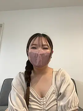 Snapshot of MOKAchann chatting on 06/21/26, 11:51 MOKAchann online show from 06/21/26, 11:51