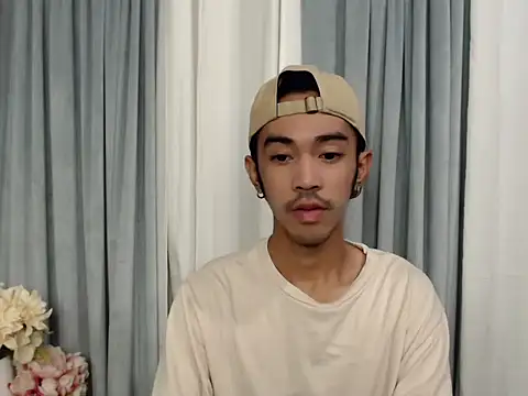 crocodale online show from 04/16/26, 01:39