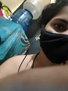 Snapshot of sexy_bhabhii chatting on 06/06/26, 09:47 sexy bhabhii online show from 06/06/26, 09:47